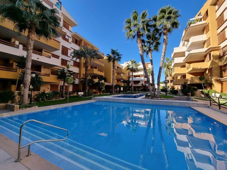 Olivia Sunny 2 Bedroom Apartament Punta Prima 또레비에하 외부 사진